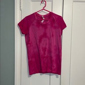 Rare lululemon athletica Fuchsia Tie-Dye Short Sleeve Tee Hip Length